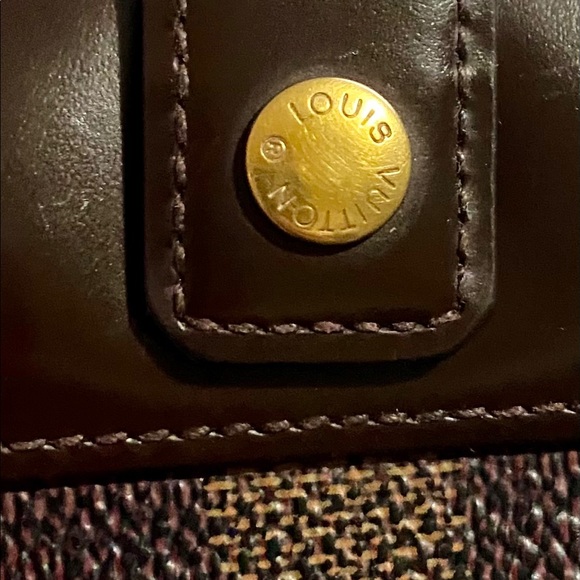 Authentic LV Damier Ebene compact wallet - Picture 13 of 13